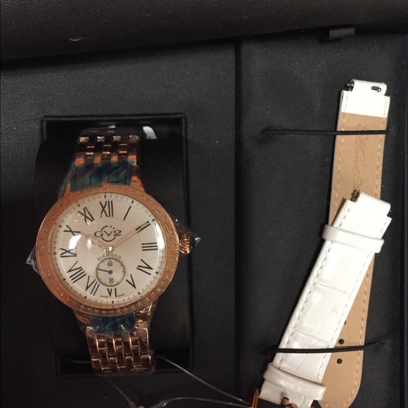 Gevril GV2 limited edition diamond watch 💕 - Picture 3 of 6